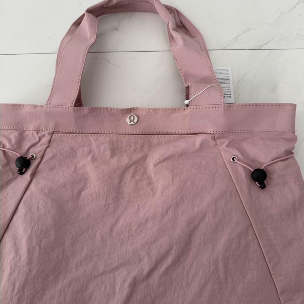 Lululemon Tote Bag - Picture 3 of 4